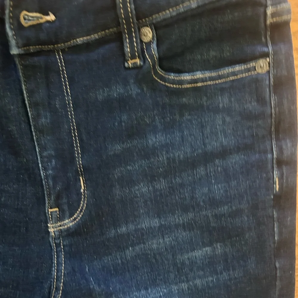 American Eagle Next Level Stretch Super Hi Rise Flare Jeans 4R - Picture 6 of 12